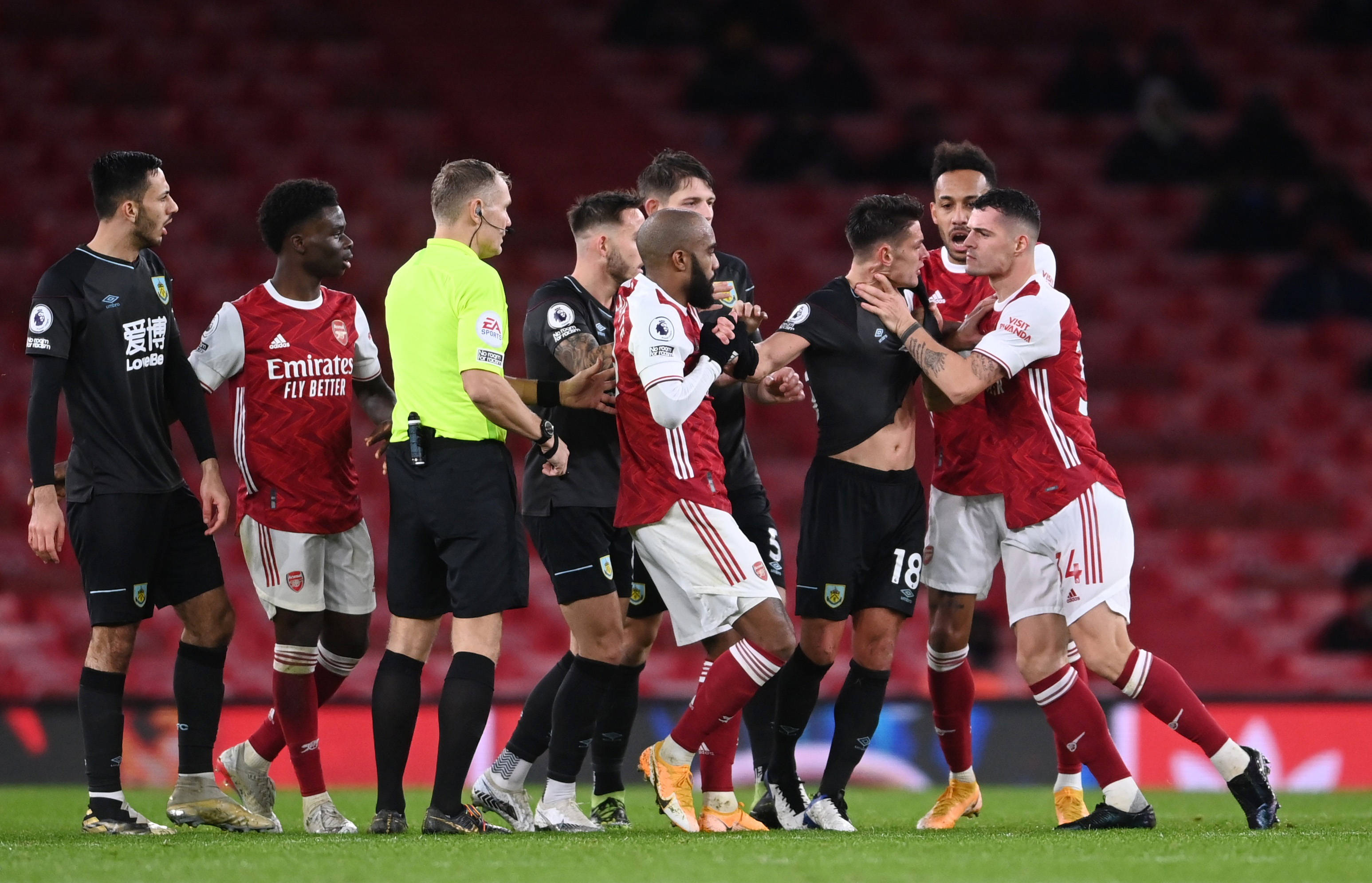 運動員在高 運動員在高